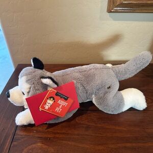 FAO Schwarz Gray and White Plush Husky with Red Tag